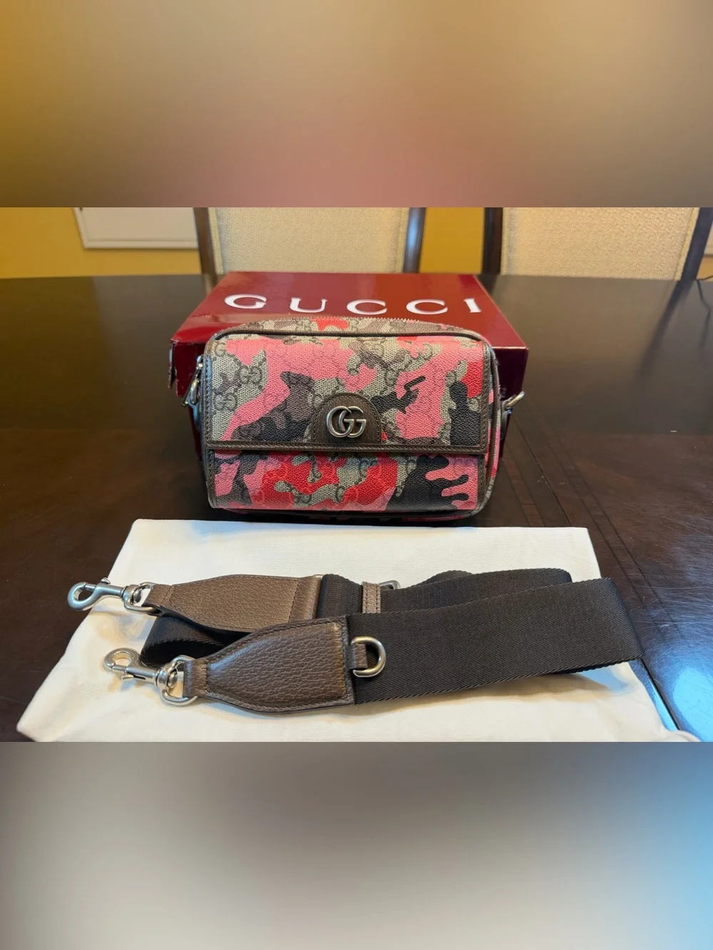 New Authentic Gucci GG Supreme Logo Leather Brown Pink Shoulder Bag